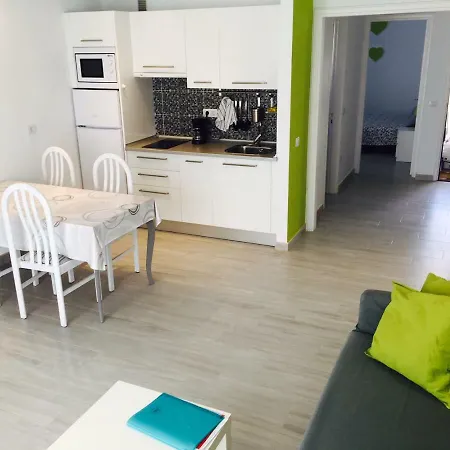 Pistachio 323 - Lanzarote Costa Teguise